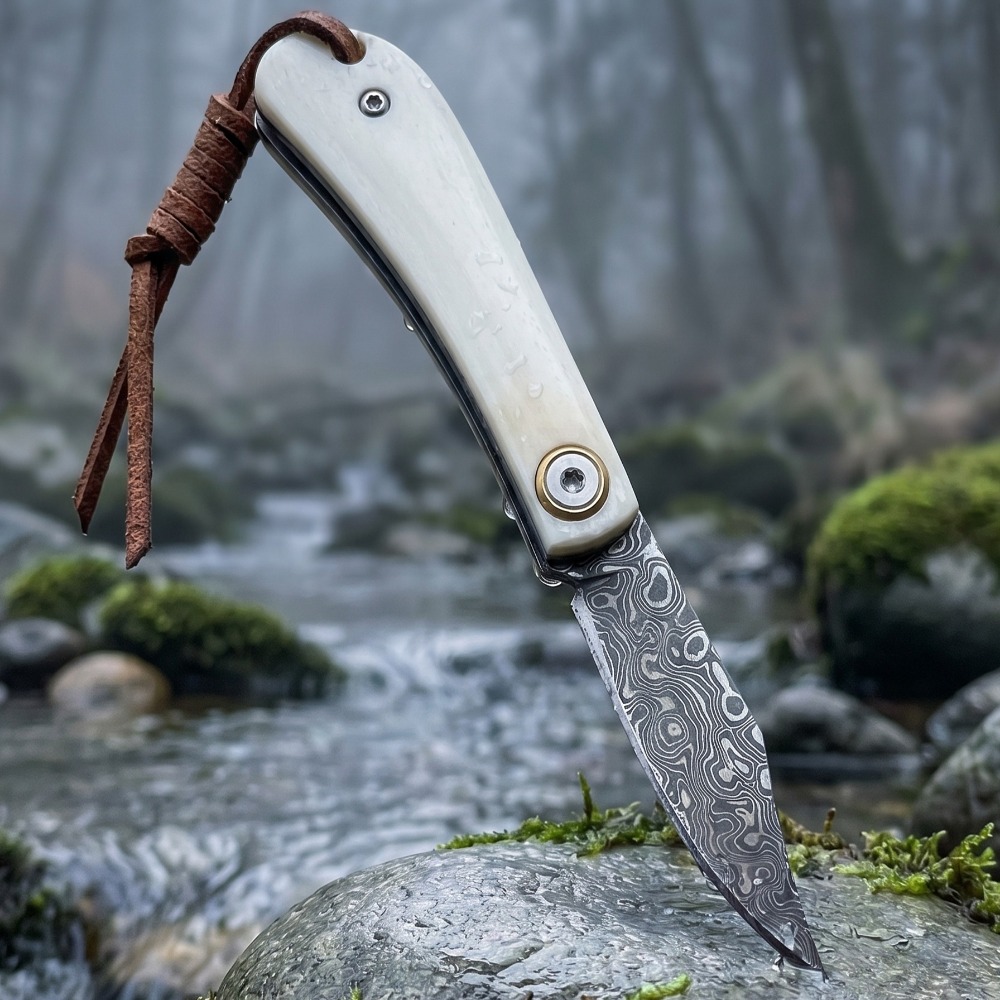 Edc Carry Pocket Knife - Pisau Lipat Outdoor Gagang Tulang Banteng